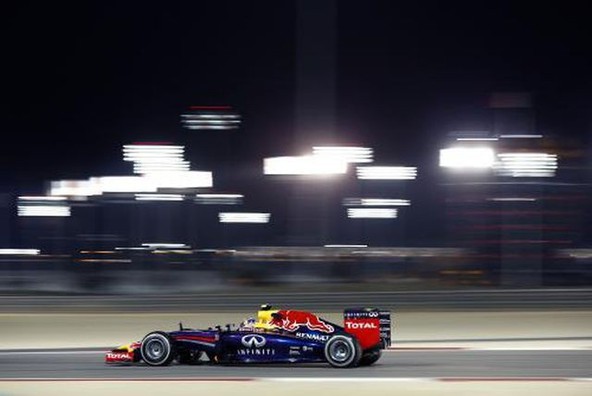 Renault Sport F1: Poročilo o dirki za Veliko nagrado Bahrajna