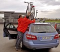 Dvižne jermenice in pasovi za prtljago: Nasveti za pritrditev prtljage na osebnih vozilih