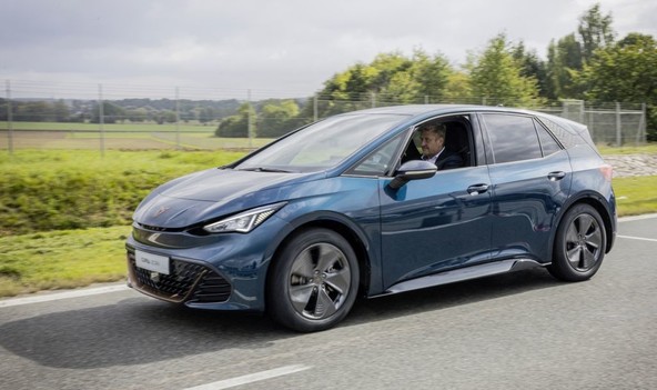CUPRA Born: CUPRA začenja novo obdobje 