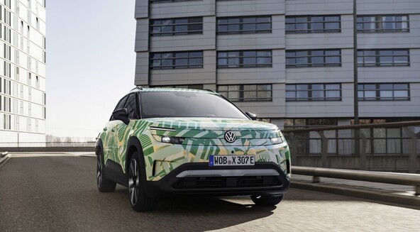 Novi ID. Cross na ogled na ulicah Amsterdama: Prihodnji električni kompaktni SUV se predstavi