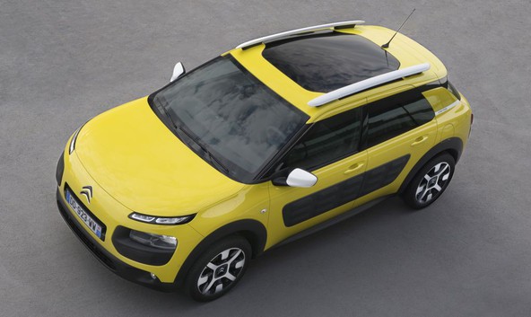 Citroën C4 Cactus & L’Automobile Magazine: «Najboljši kompaktni SUV leta 2015»