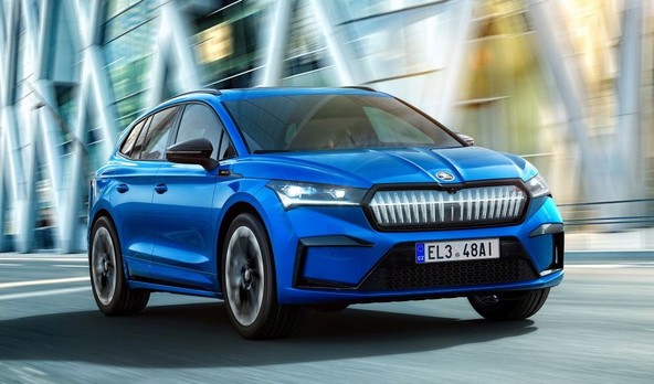 Škoda Enyaq Sportline iV: Dinamičen in zmogljiv SUV