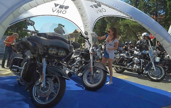Na OMV Slovenija vam bodo brezplačno očistili motocikel: Z omenjenimi brezplačnimi aktivnostmi je OMV Slovenija pričel že pretekli konec tedna