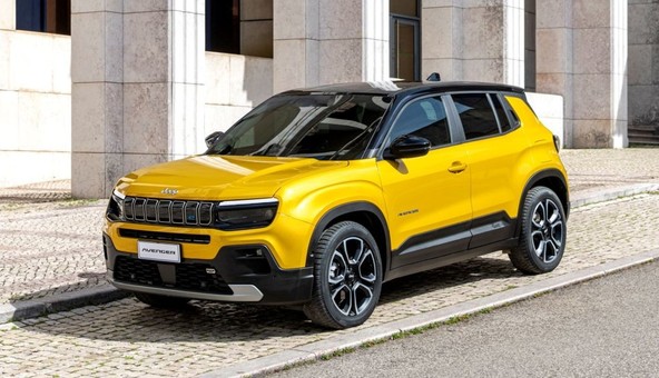 Najlepši mali SUV: Jeep® Avenger prejel nagrado za oblikovanje