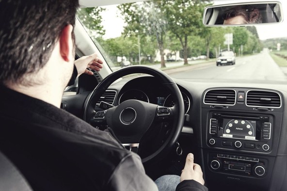 Poslovni Carzine : Avtonomna vožnja – miti in resnica