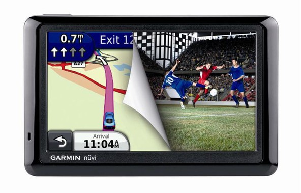 Garmin nüvi 2585 TV: Naprava, ki združuje najboljše iz sveta naprednih navigacij in zabave