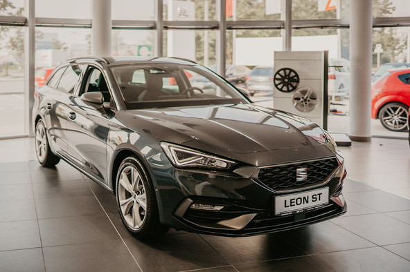 Rabljeni SEAT Leon – športnost in tehnologija v enem paketu: Rabljeni SEAT Leon – športnost in tehnologija v enem paketu