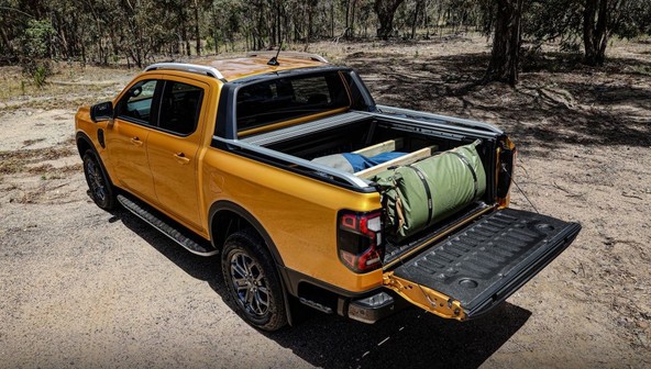 “Zakaj nimajo vsi pickupi tega?”: Ford Ranger prinaša veliko domiselnih in praktičnih možnosti
