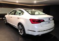 Kia VG: Konec leta nova luksuzna limuzina