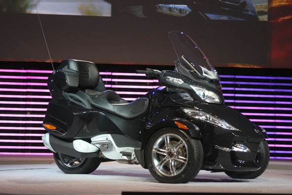 Am Spyder Roadster : Novosti v svetu vozil BRP Can