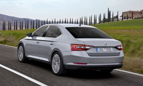 Škoda Superb & Euro NCAP: Novi Superb prejel najboljšo oceno pet zvezdic