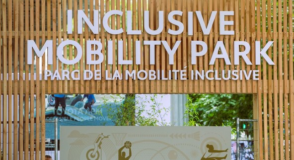 Toyotin park vključujoče mobilnosti v Parizu: Inovativne naprave in storitve za mobilnost