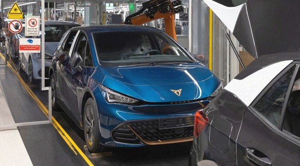 CUPRA ZAČENJA NOVO OBDOBJE: ZAČETEK PROIZVODNJE CUPRE BORN