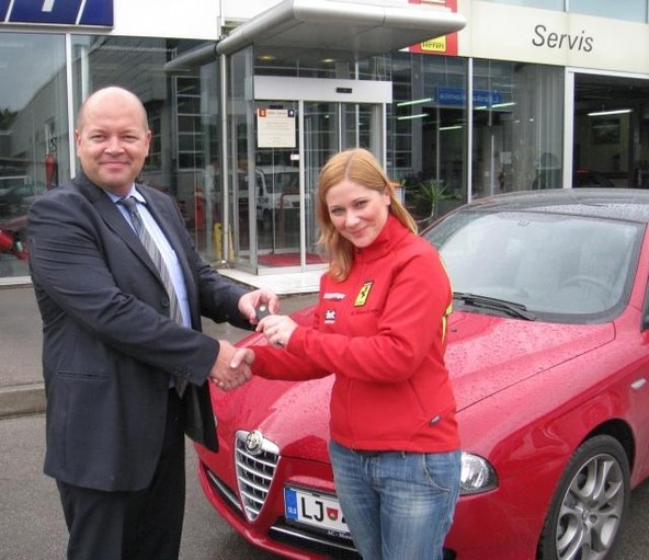 Alfa Romeo: Nina Jerančič za volanom modela 147