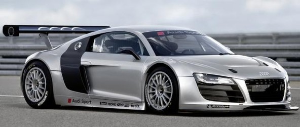Audi: Audi razvija dirkalno različico modela R8