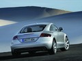 Audi: Odkritje spektakularne skulpture avtomobila in premierna predstavitev novega modela Audi TT Coupé