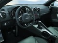 Audi: Odkritje spektakularne skulpture avtomobila in premierna predstavitev novega modela Audi TT Coupé