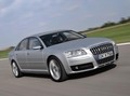 Audi S8: Športnik v razredu luksuznih vozil