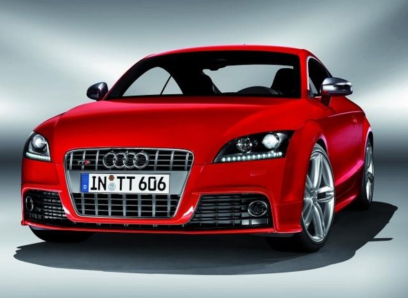 Audi TTS: Stroj za užitek v vožnji