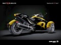 BRP Can-Am spyder roadster: Spyder z unikatno Y- arhitekturo 