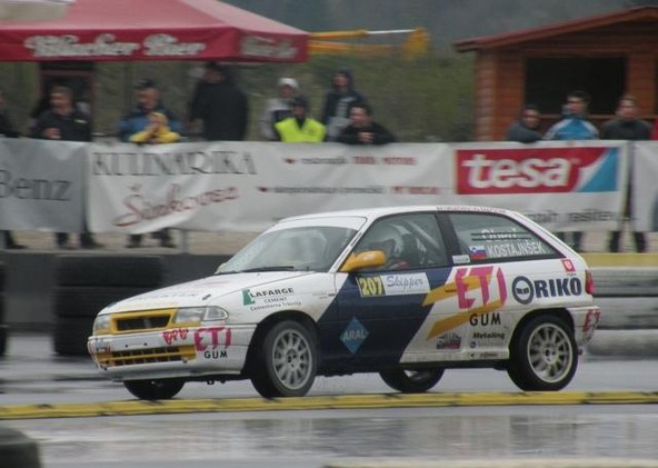 Blagomix Racing Park, Logatec: 1. dirka državnega prvenstva v paralelnem rallykrosu - presenetljiva zmaga Kostanjška