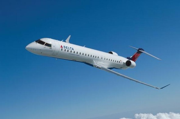 Bombardier Aerospace: Letalska družba naročila štiri letala Bombardier CRJ700 NextGen