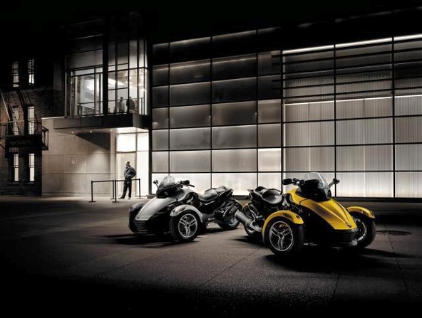 Can-Am spyder roadster: Kmalu v Sloveniji!