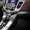 Chevrolet Cruze: Vznemirljiva oblika štirivratne limuzine odslej dostopna vsem