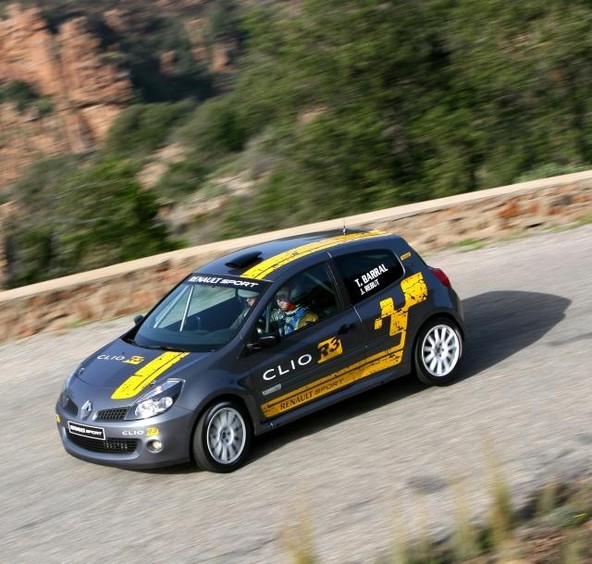 Clio Renault Sport R3: Pripravljen za rally