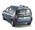 Dacia sandero: Velikodušna in domiselna
