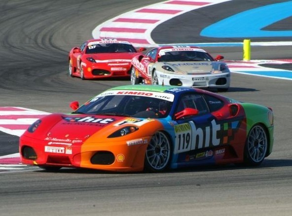 Ferrari: Tradicionalno srečanje lastnikov ferrarijev na Goriškem