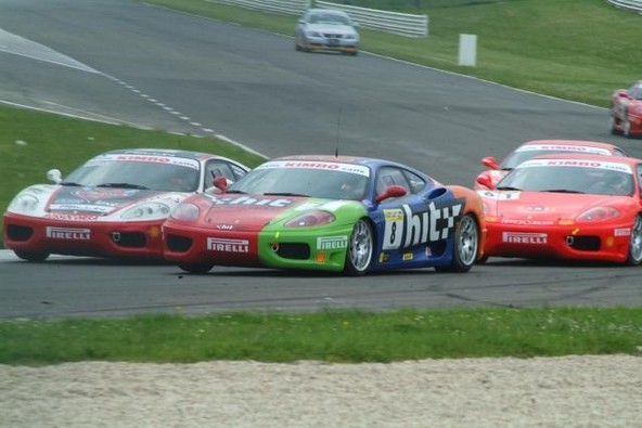 Ferrari Challenge, Misano - dirka: Hitra Nina dvakrat na zmagovalnih stopničkah