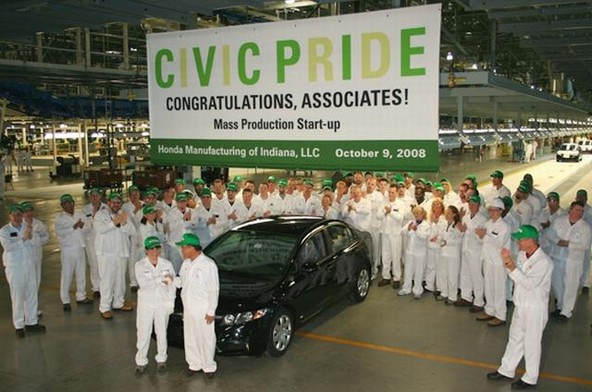 Honda: Začetek množične proizvodnje limuzin Civic v Indiani