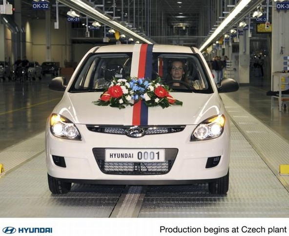 Hyundai i30 Blue: Hyundaiev Blue DriveTM v serijski proizvodnji