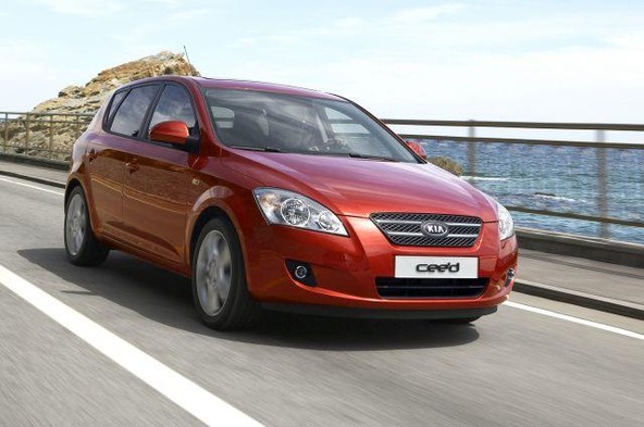 Kia: Kia na krilih cee'da še naprej blesti na Slovenskem!