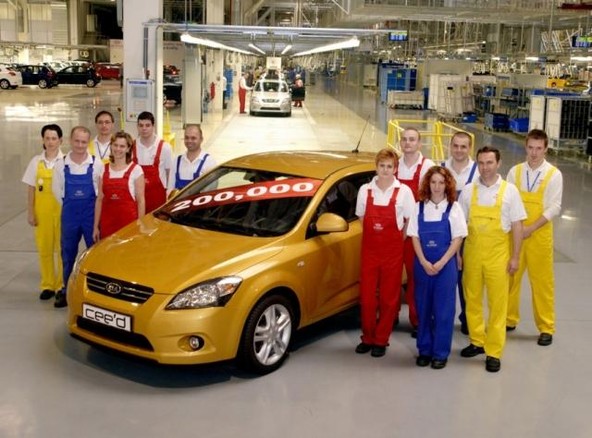Kia: Proizvedenih že 200.000 cee'dov