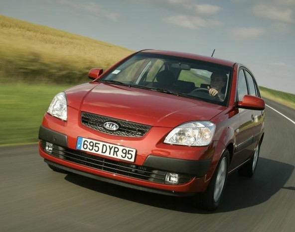 Kia Motors: Prihodnje leto s hibridnim Riom