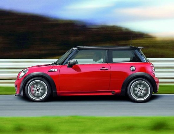 MINI: MINI na avtomobilskem salonu v Parizu 2008