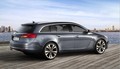 Opel Insignia Sports Tourer: Praktičnost karavana zavita v eleganten slog