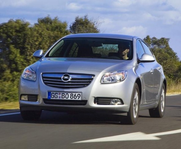 Opel Insignia ecoFLEX: Brezkompromisna ekonomičnost