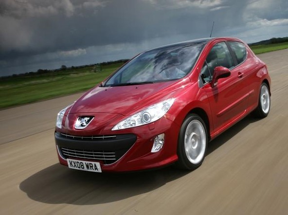 Peugeot 308: Informacija o razvojni in prodajni poti