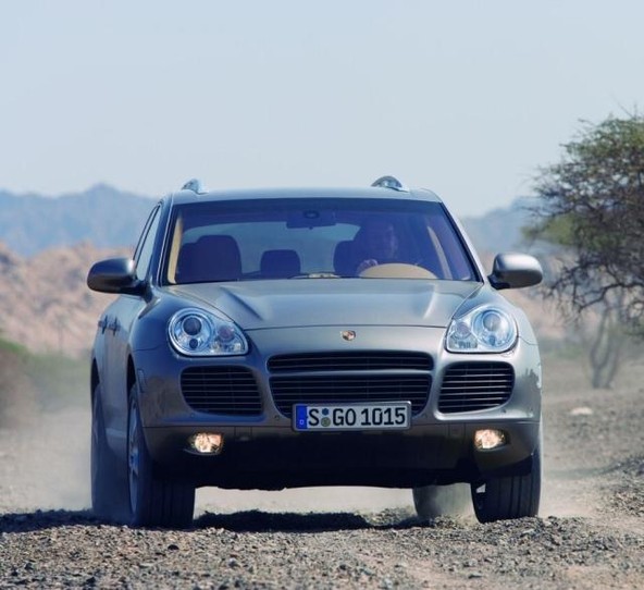 Porsche Cayenne Turbo S: Še več turbo moči