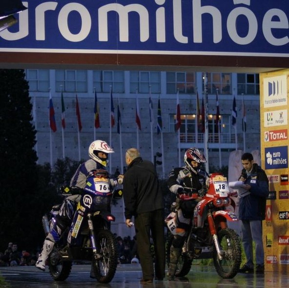 Rally Dakar 2006: Presenečenja v blatu