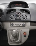 Renault: NOVI KANGOO: PRIROČNEJŠI IN UDOBNEJŠI