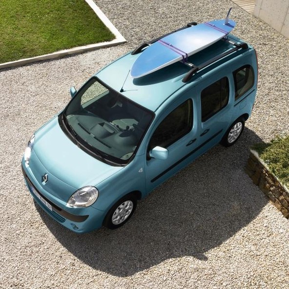 Renault: NOVI KANGOO: PRIROČNEJŠI IN UDOBNEJŠI