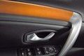 Renault: Nova Laguna: užitek v vožnji in vedra brezskrbnost