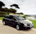 Renault: Renault ostaja v segmentu večjih vozil