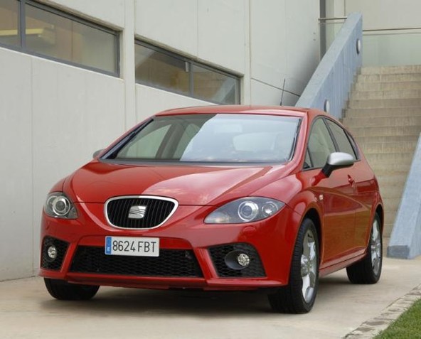 SEAT: Začetek prodaje novega SEAT Leóna FR
