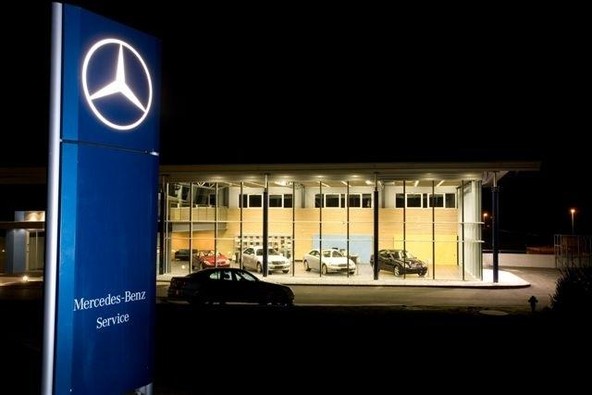 TRENDY d.o.o.: Otvoritev pooblaščenega servisa Mercedes-Benz v Mengšu