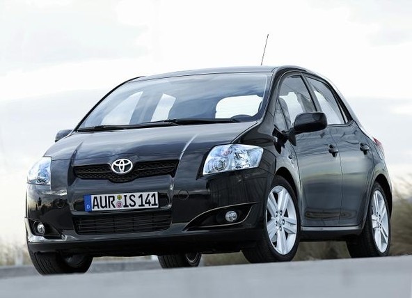 Toyota: Auris - na evropski oder prihaja nova Toyota